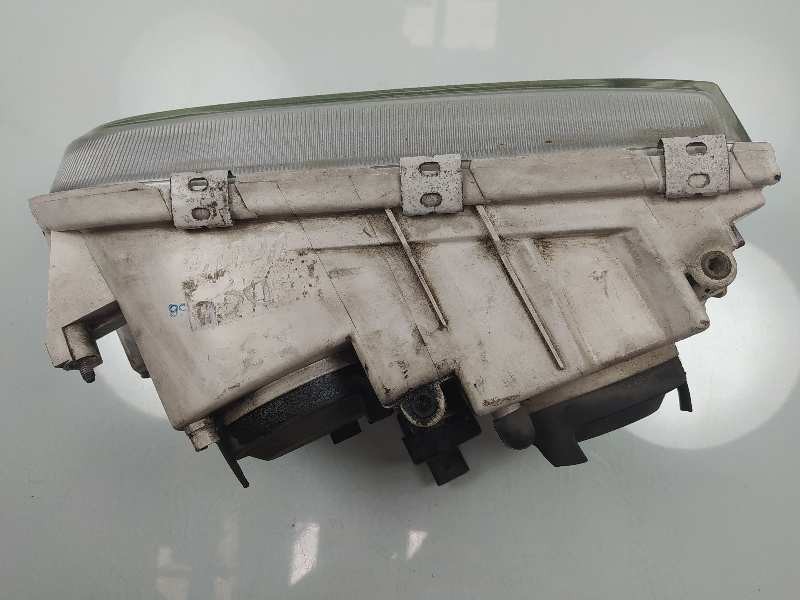 Recambio de faro derecho para volvo s40 berlina t4 referencia OEM IAM 149090  