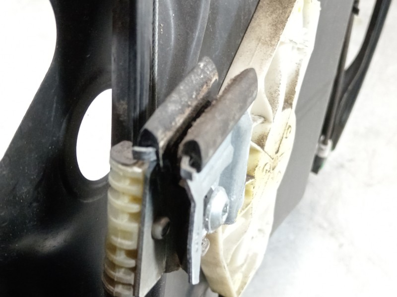 Recambio de elevalunas delantero izquierdo para volkswagen passat berlina (3c2) advance referencia OEM IAM 3C1837755K 1K0959793L