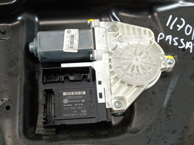 Recambio de elevalunas delantero izquierdo para volkswagen passat berlina (3c2) advance referencia OEM IAM 3C1837755K 1K0959793L