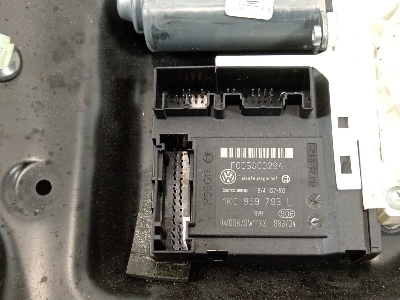 Recambio de elevalunas delantero izquierdo para volkswagen passat berlina (3c2) advance referencia OEM IAM 3C1837755K 1K0959793L