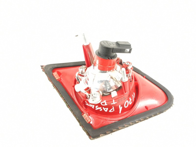 Recambio de piloto trasero derecho en porton para volkswagen passat berlina (3c2) advance referencia OEM IAM 3C5945094E  