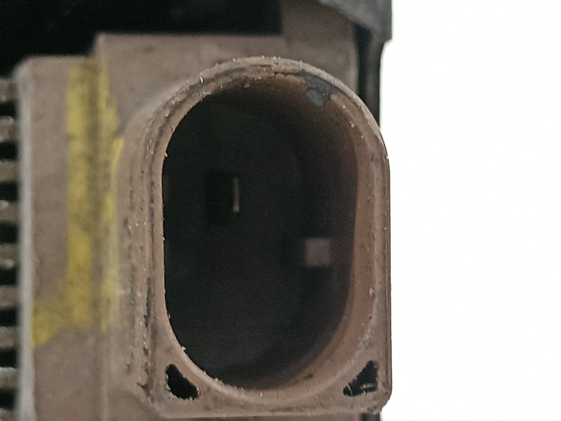 Recambio de alternador para hyundai i30 (gd) style referencia OEM IAM 373002A700  