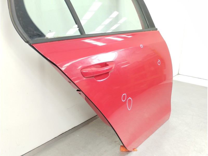 Recambio de puerta trasera derecha para volkswagen golf vi (5k1) advance referencia OEM IAM 5K6833056K  
