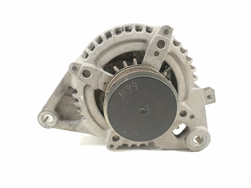 Recambio de alternador para hyundai i30 (gd) style referencia OEM IAM 373002A700  