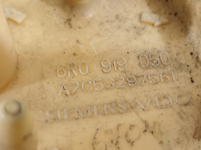 Recambio de bomba combustible para skoda rapid ambition referencia OEM IAM 6R0919050  