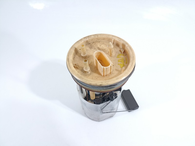 Recambio de bomba combustible para skoda rapid ambition referencia OEM IAM 6R0919050  