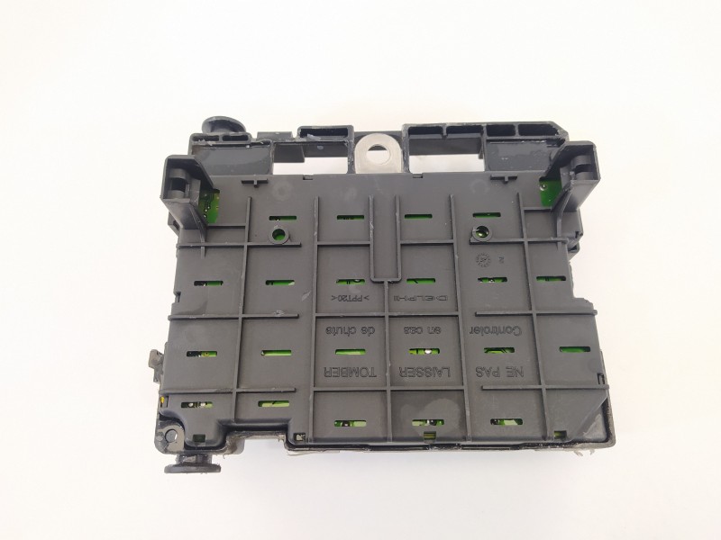 Recambio de caja reles / fusibles para peugeot 307 (s1) speed up referencia OEM IAM 9650664180  