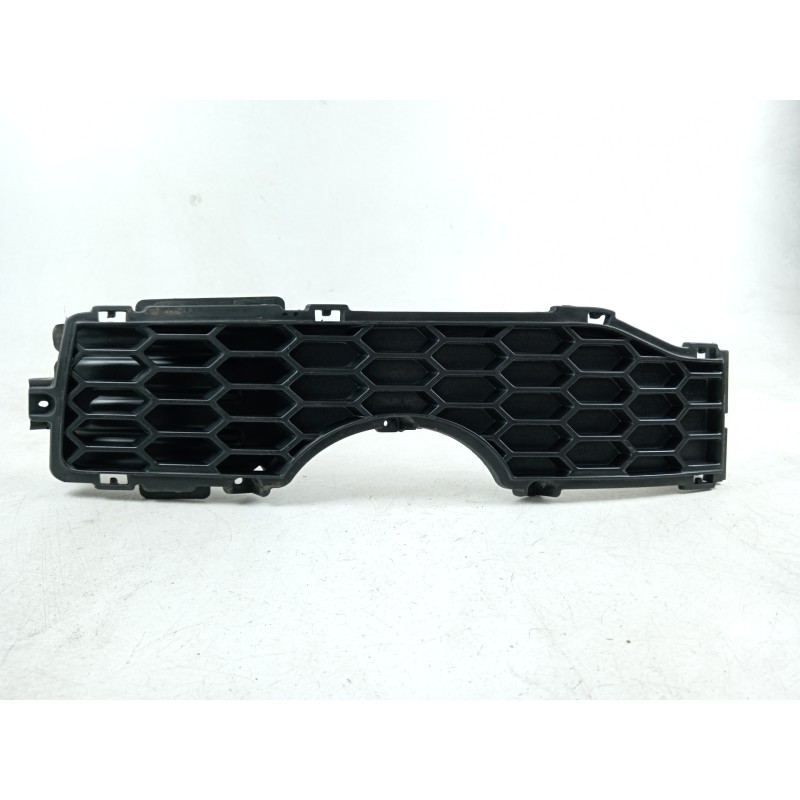 Recambio de rejilla paragolpes izquierda para chevrolet captiva 2.0 vcdi lt referencia OEM IAM 96623660  