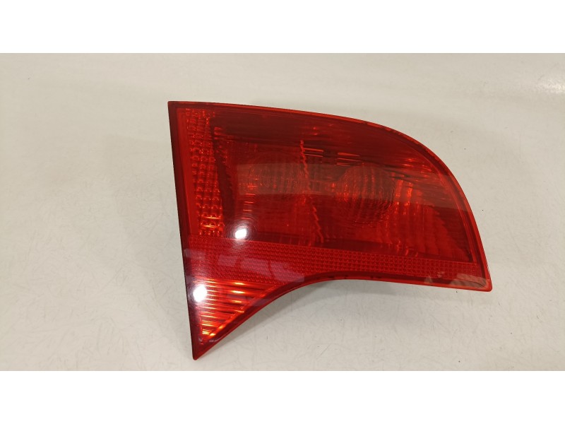 Recambio de piloto trasero izquierdo para audi a4 avant (8e) 2.0 tdi (dpf) (125kw) referencia OEM IAM 8E9945093  