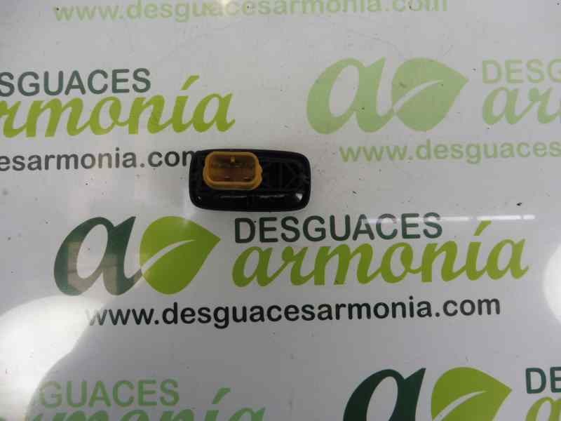 Recambio de mando elevalunas delantero derecho para ford fiesta (cb1) trend referencia OEM IAM 8A6T14529  