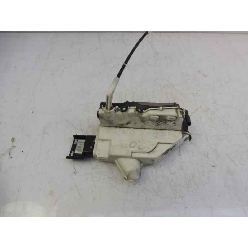 Recambio de cerradura puerta trasera derecha para citroën c3 attraction referencia OEM IAM 9800624980  