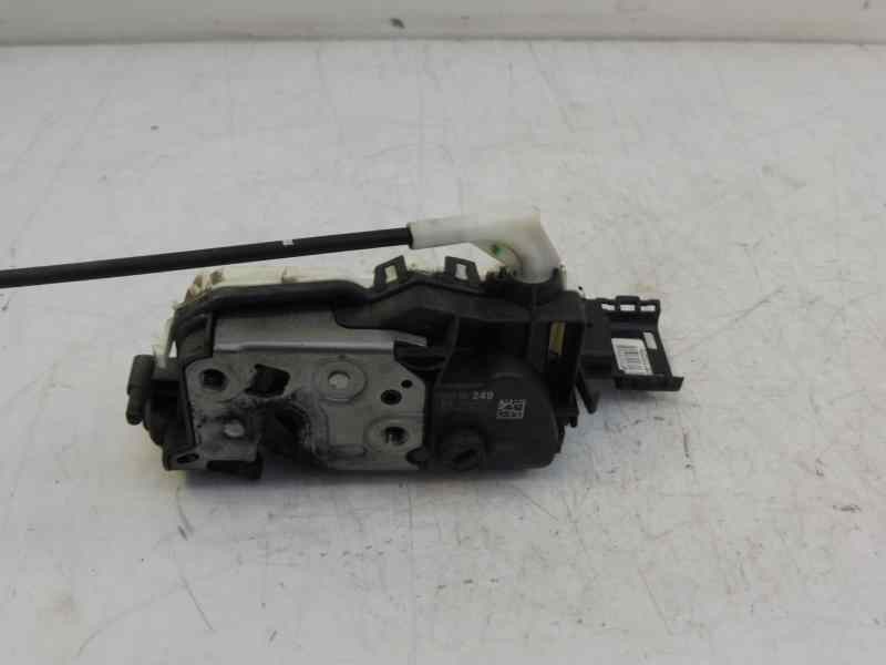 Recambio de cerradura puerta trasera derecha para citroën c3 attraction referencia OEM IAM 9800624980  