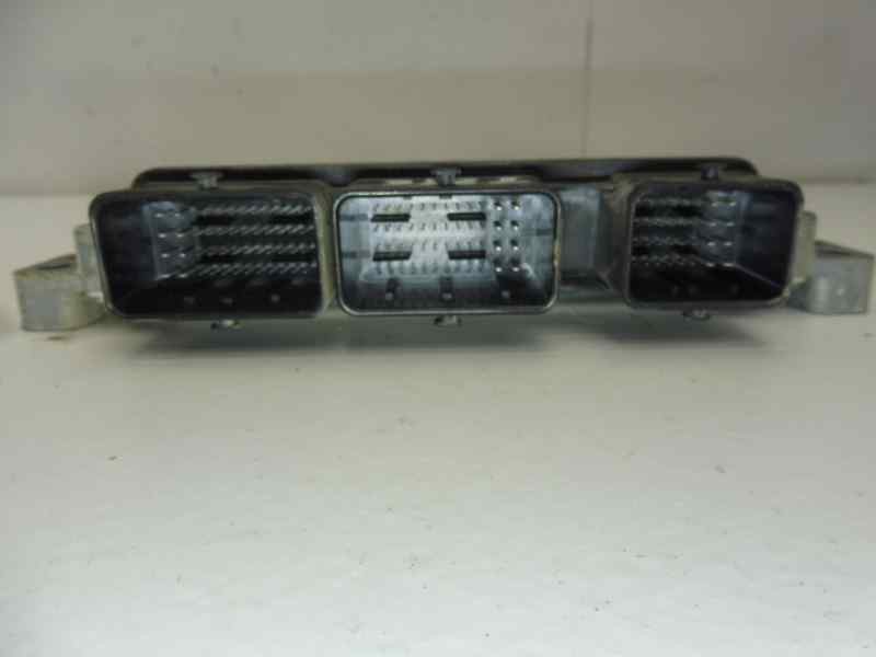 Recambio de centralita motor uce para renault kangoo profesional referencia OEM IAM 237101989R 237101990R 