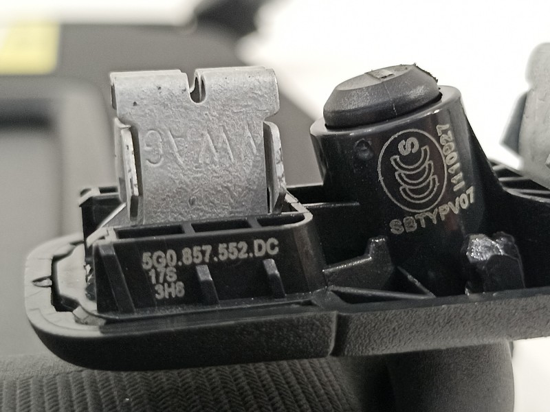 Recambio de parasol derecho para seat ibiza (kj1) fr referencia OEM IAM 5G0857552DC  