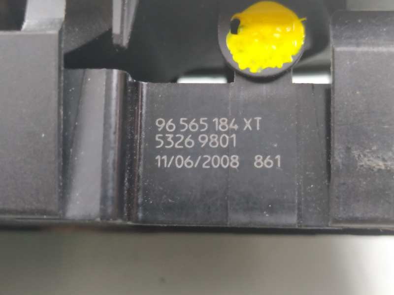 Recambio de mando elevalunas delantero derecho para peugeot 308 sport referencia OEM IAM 96565184XT  