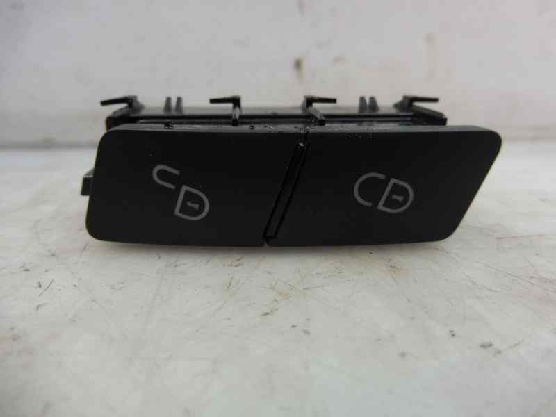 Recambio de mando multifuncion para mercedes-benz clase b (w246) b 180 cdi (246.212) referencia OEM IAM 2049058402  