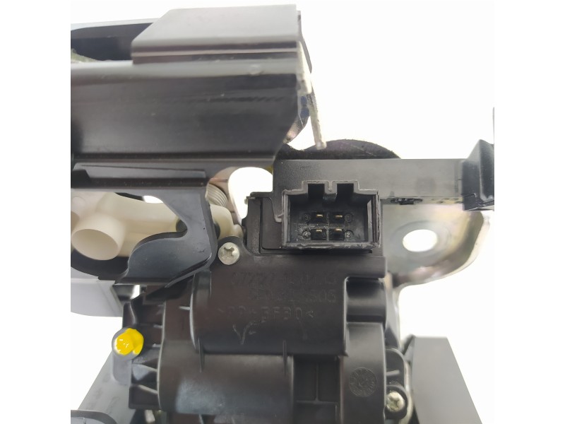 Recambio de cerradura maletero / porton para skoda rapid ambition referencia OEM IAM 5E0827505  