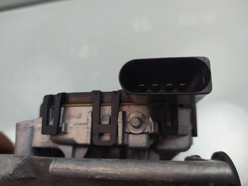 Recambio de motor limpia delantero para ford fiesta (ccn) trend referencia OEM IAM 8A6117500AG 8A6117B571AB 3397021586