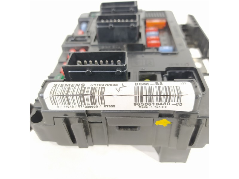 Recambio de caja reles / fusibles para citroën xsara picasso 1.6 hdi 110 exclusive plus referencia OEM IAM 9650618480 BSMB3 