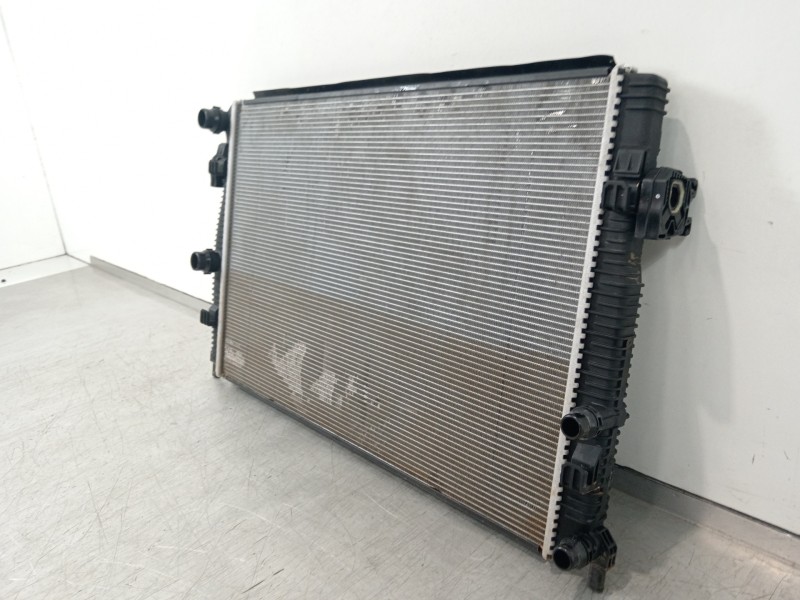 Recambio de radiador agua para seat ibiza (kj1) fr referencia OEM IAM 2Q0121253L  