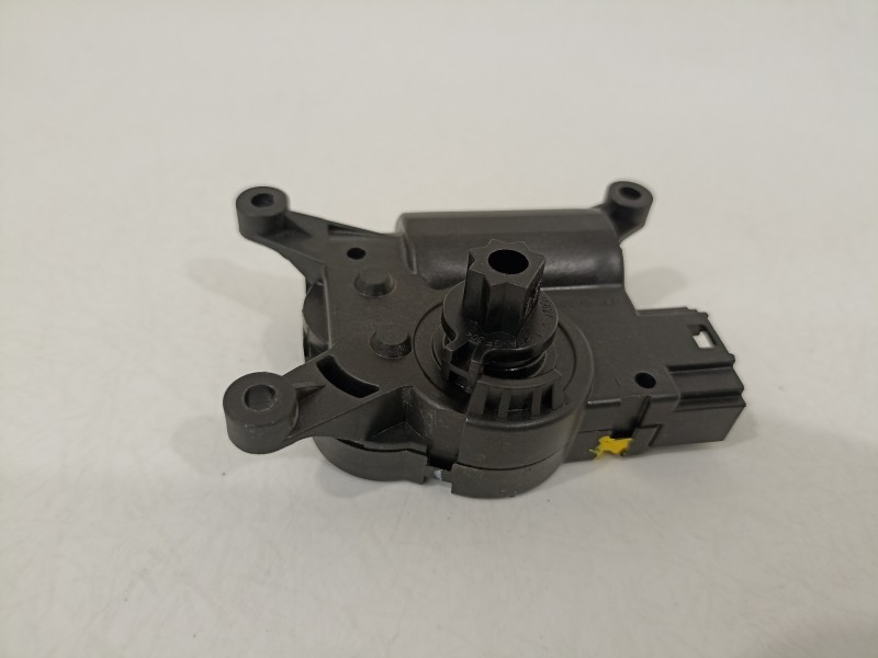 Recambio de motor apertura trampillas climatizador para volkswagen cc (358) basis bluemotiontech referencia OEM IAM 5Q0907511L  