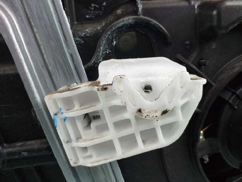 Recambio de elevalunas delantero derecho para kia cee´d concept referencia OEM IAM 82480A2111 82460A2010 