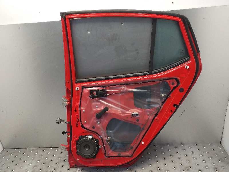Recambio de puerta trasera derecha para hyundai i10 style referencia OEM IAM   