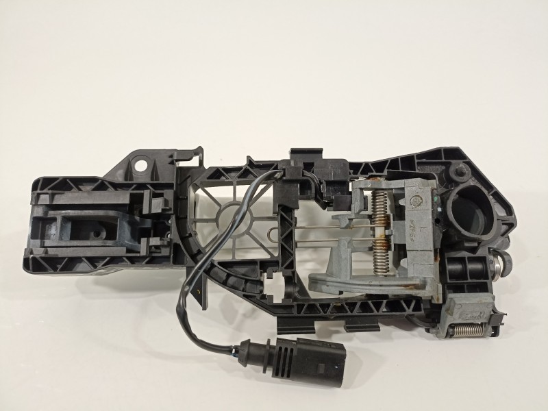 Recambio de maneta exterior trasera izquierda para volkswagen cc (358) basis bluemotiontech referencia OEM IAM 3C8839885  
