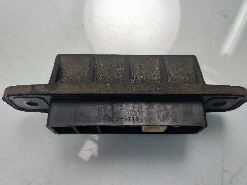 Recambio de maneta exterior porton para toyota yaris ts referencia OEM IAM 0505Y17  