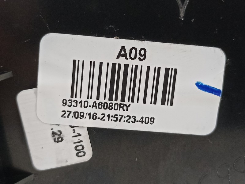 Recambio de mando multifuncion para hyundai i30 (gd) style referencia OEM IAM 93310A6080RY  