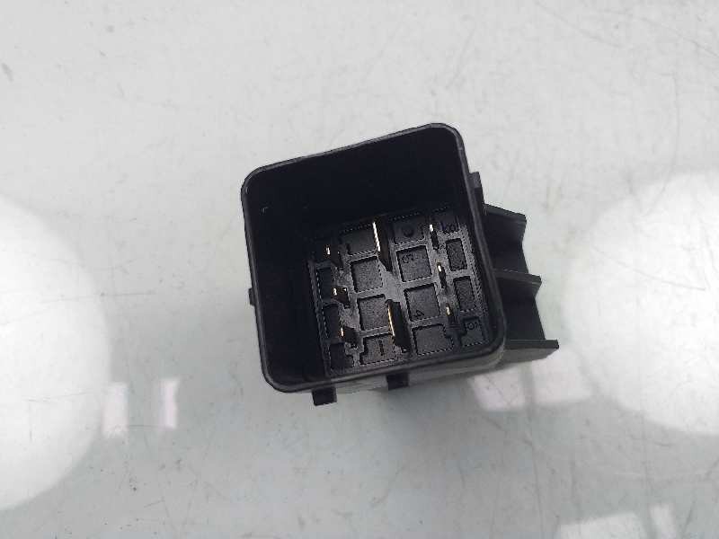 Recambio de caja precalentamiento para peugeot 508 business line referencia OEM IAM 9802424080 51299065 