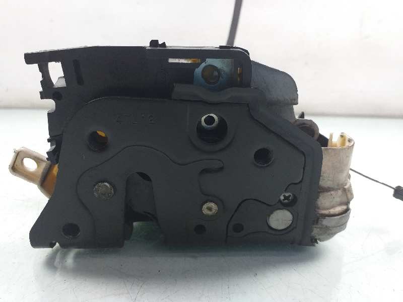 Recambio de cerradura puerta delantera izquierda para seat leon (1p1) reference copa referencia OEM IAM 1P1837015B  