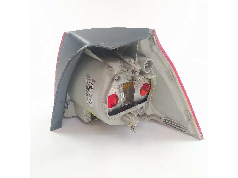 Recambio de piloto trasero izquierdo para volkswagen golf v berlina (1k1) gt sport referencia OEM IAM 1K6945095AC  