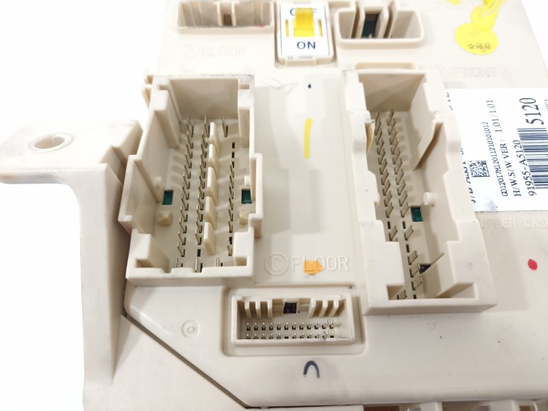 Recambio de caja reles / fusibles para hyundai i30 (gd) style referencia OEM IAM 91955A5120  