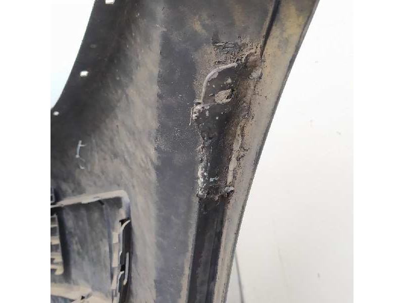 Recambio de paragolpes delantero para renault megane ii berlina 5p confort dynamique referencia OEM IAM 8200142000 8200142001 