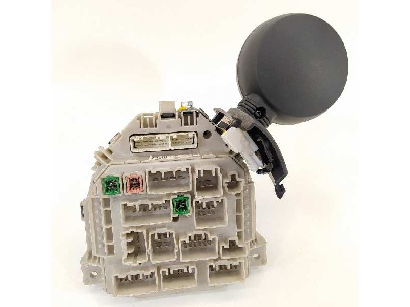 Recambio de cuadro instrumentos para peugeot 107 trendy referencia OEM IAM 838000H022 832700H010H 