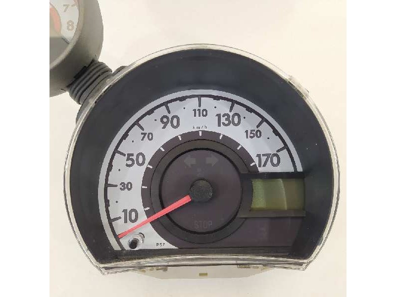 Recambio de cuadro instrumentos para peugeot 107 trendy referencia OEM IAM 838000H022 832700H010H 