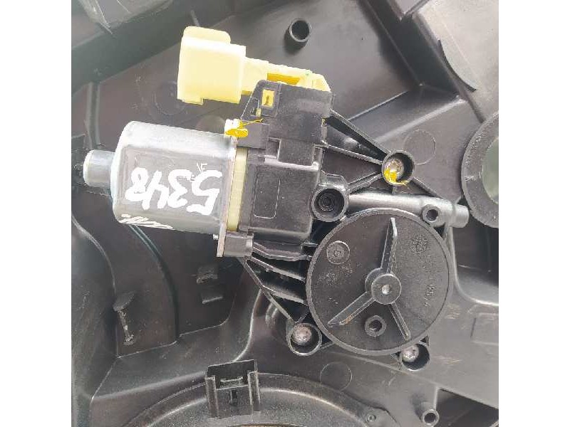 Recambio de elevalunas delantero derecho para ford fiesta (ccn) titanium referencia OEM IAM C1BBA045H16AB 8A6114553B C1BT14K138A