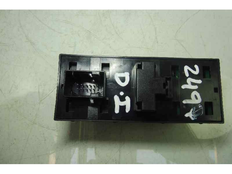 Recambio de mando elevalunas delantero izquierdo para fiat bravo (198) 1.9 emotion multijet referencia OEM IAM 702692757189  