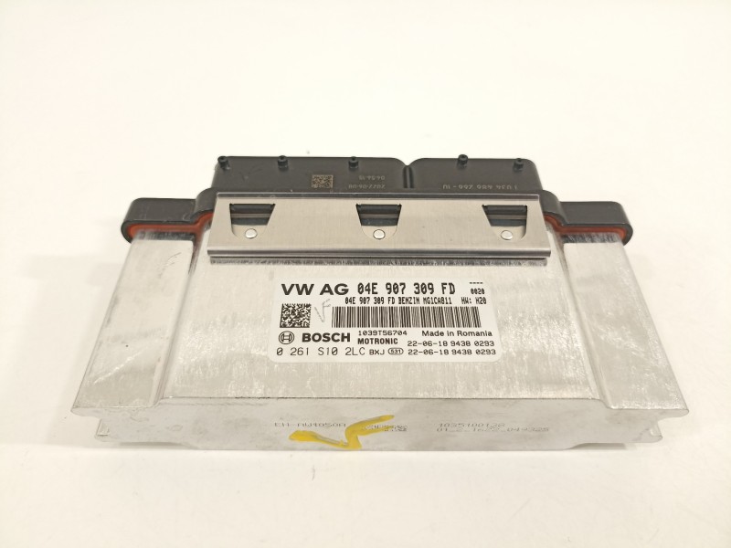 Recambio de centralita motor uce para seat arona xperience referencia OEM IAM 04E907309FD 0261S102LC 