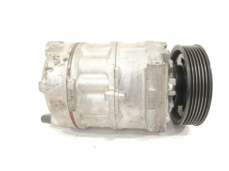 Recambio de compresor aire acondicionado para volkswagen golf v berlina (1k1) gt sport referencia OEM IAM 8FK35132274  