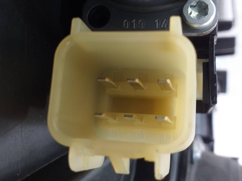 Recambio de elevalunas trasero izquierdo para ford fiesta (ccn) titanium referencia OEM IAM C1BBA045H23AC 8A6114A389B 