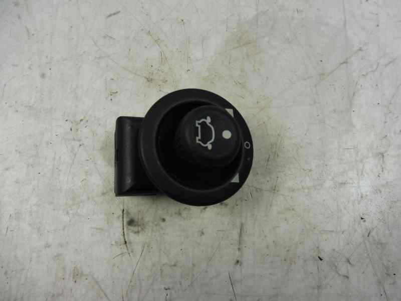 Recambio de mando retrovisor para ford fiesta (cb1) trend referencia OEM IAM 93BG17B676BB  