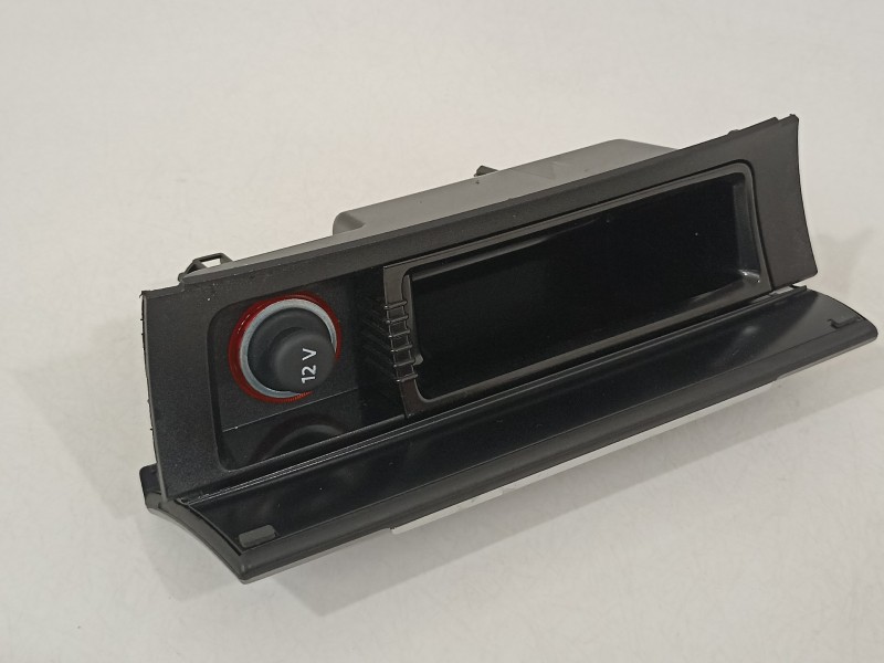 Recambio de cenicero para volkswagen cc (358) basis bluemotiontech referencia OEM IAM 3C0863284K  