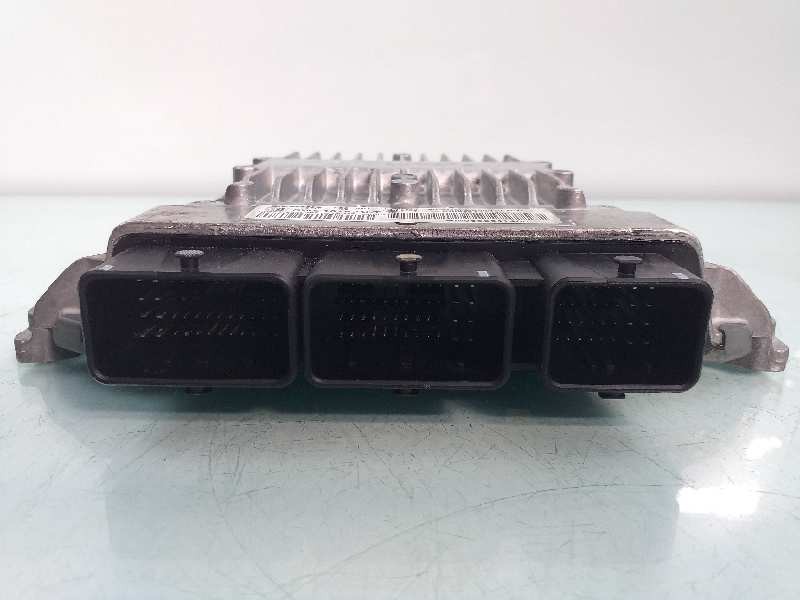 Recambio de centralita motor uce para peugeot 407 sw st sport referencia OEM IAM 9655041480 5WS40167GT 9656171180