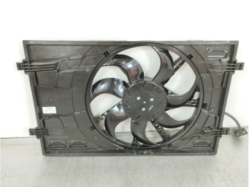 Recambio de electroventilador para seat arona xperience referencia OEM IAM 5WA121205 M0111856 