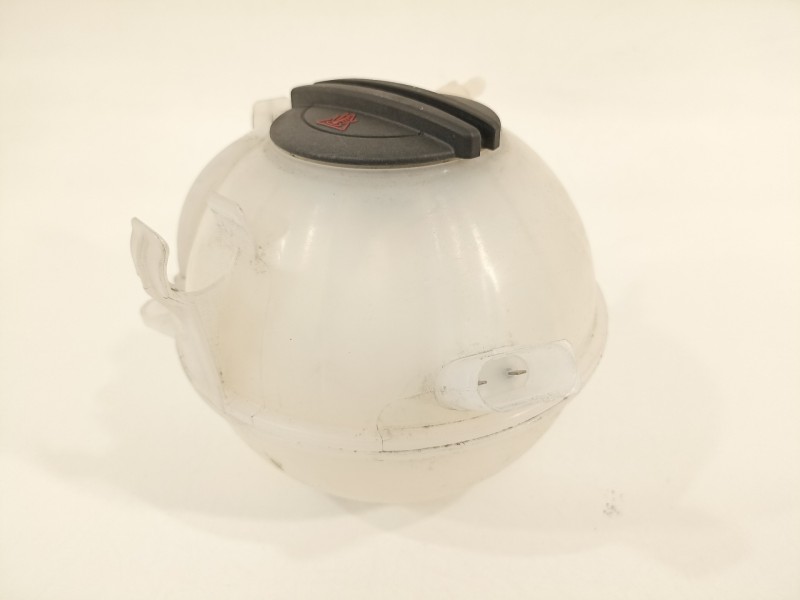 Recambio de deposito expansion para volkswagen cc (358) basis bluemotiontech referencia OEM IAM 1K0121407A  