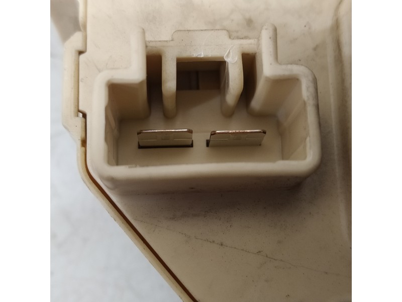 Recambio de caja reles / fusibles para suzuki swift berlina (mz) gl (5-ptas.) referencia OEM IAM 3677062JC0 G390K8FF 