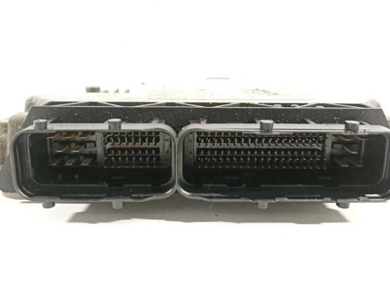 Recambio de centralita motor uce para toyota auris auris (2006-2012) referencia OEM IAM 8966102S80 0281014846 1039S31749