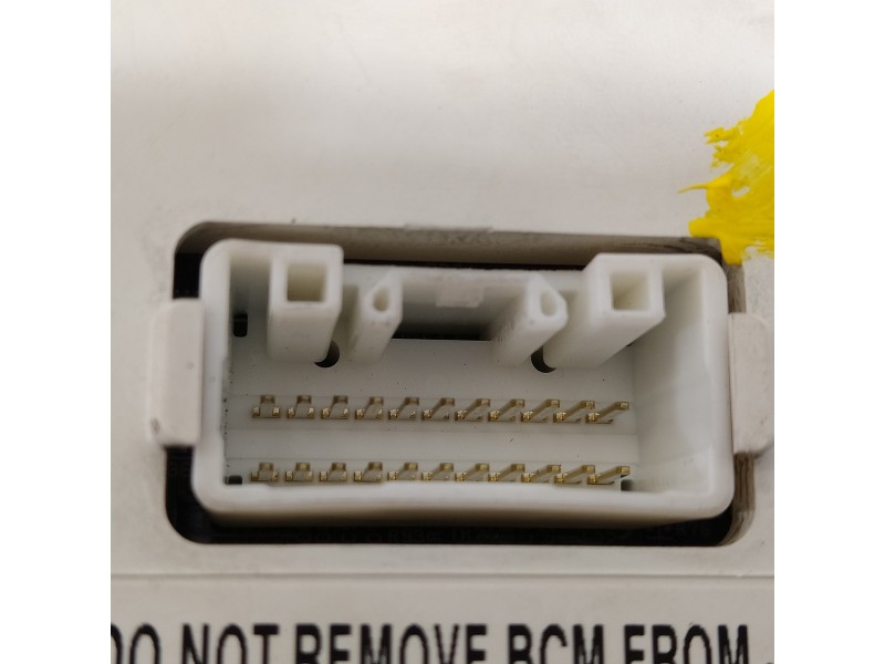 Recambio de caja reles / fusibles para suzuki swift berlina (mz) gl (5-ptas.) referencia OEM IAM 3677062JC0 G390K8FF 